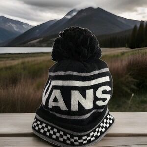 Vans Unisex Off The Wall Pom Pom Blk/Checked Beanie Cap C-010